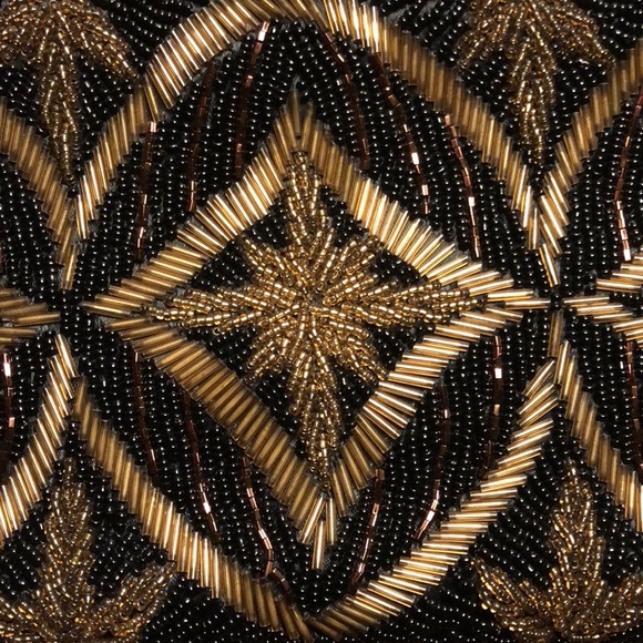 Silk beaded clutch - Picture 4 of 4